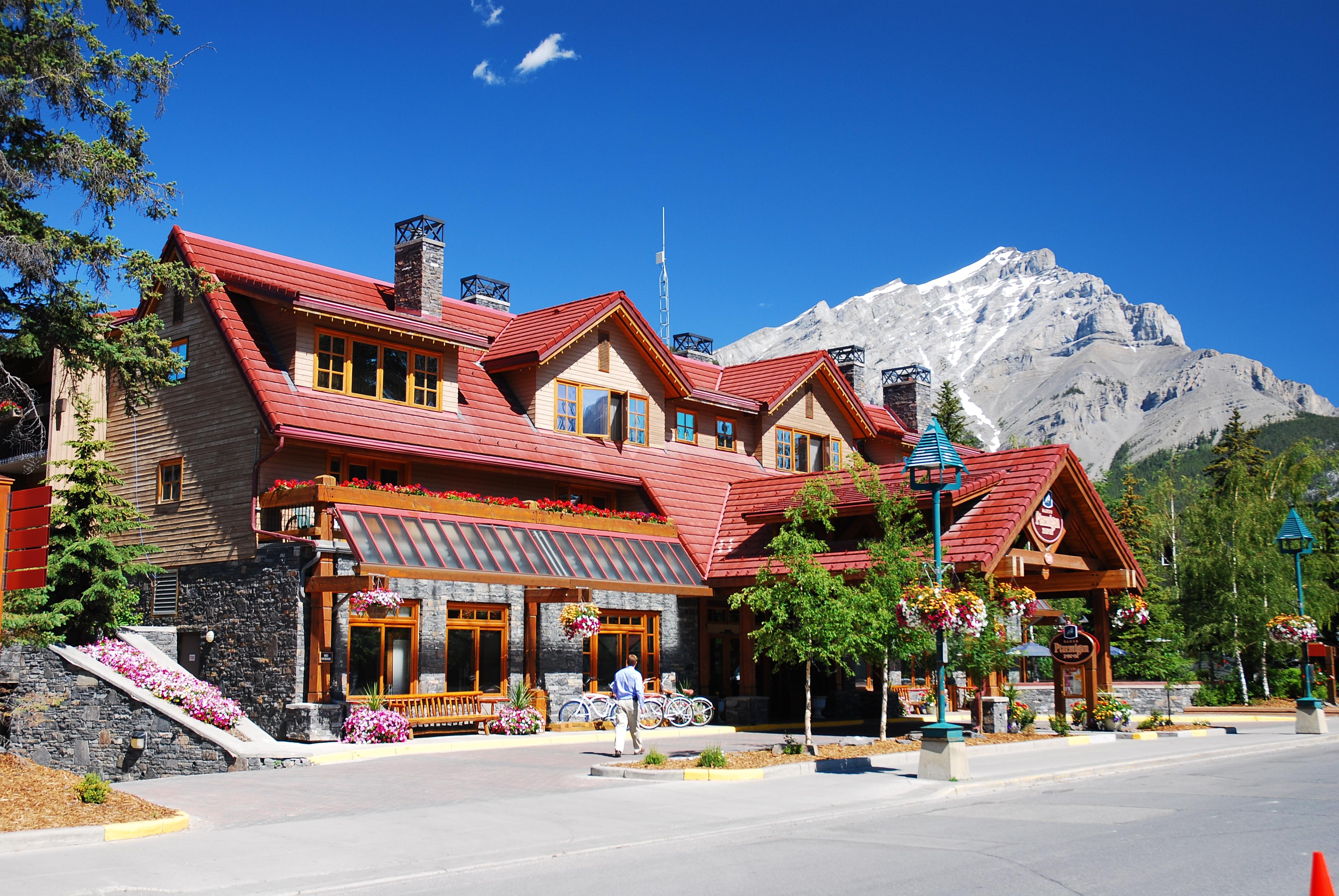 Banff Ptarmigan Inn מראה חיצוני תמונה